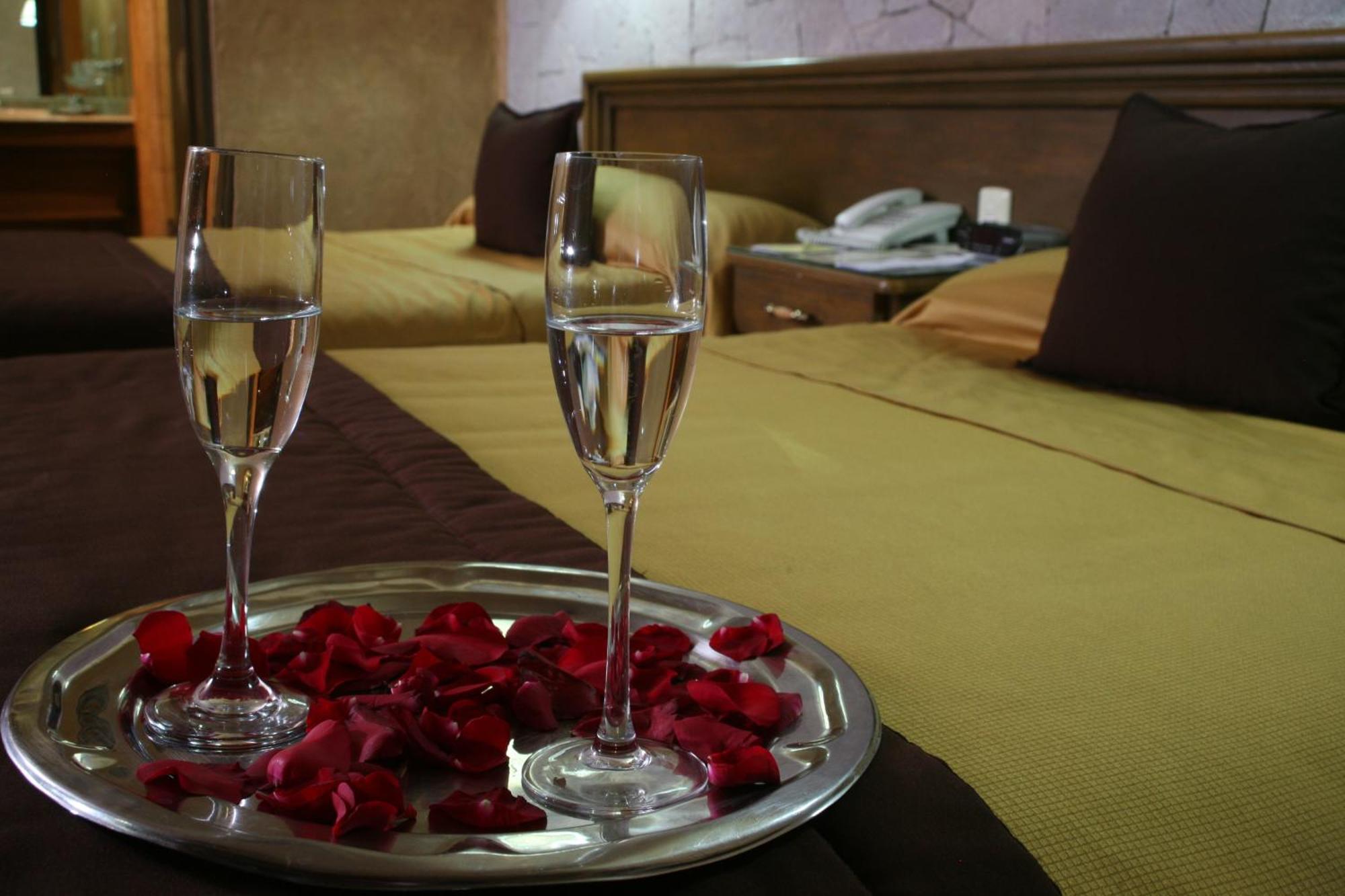 Casa De La Loma Hotel มอเรเลีย ภายนอก รูปภาพ